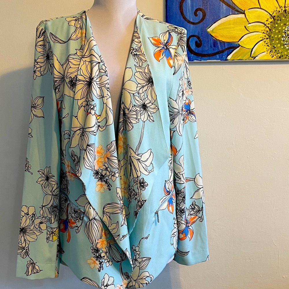 NY Collection-flowy flower blazer NBW makes any outfit complete 😊